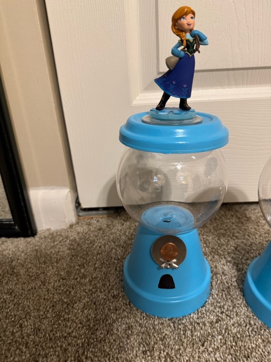 Other - Gumball Dispenser Princess Anna